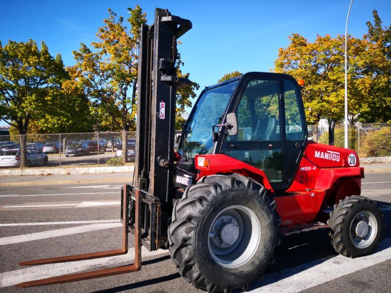 chariot elevateur MANITOU